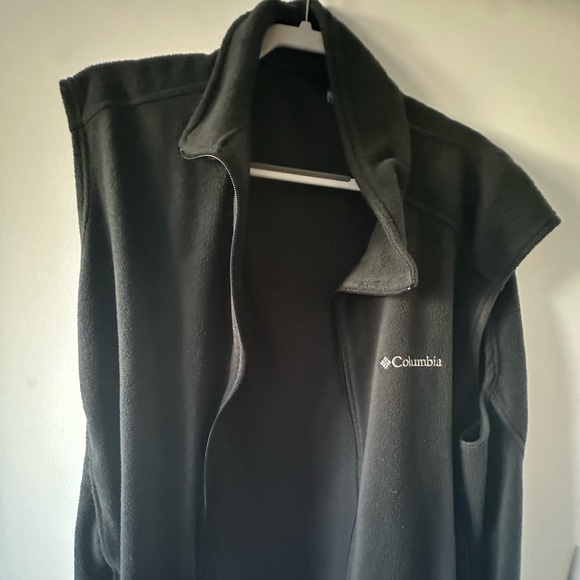 Men’s Columbia Vest - Picture 1 of 5